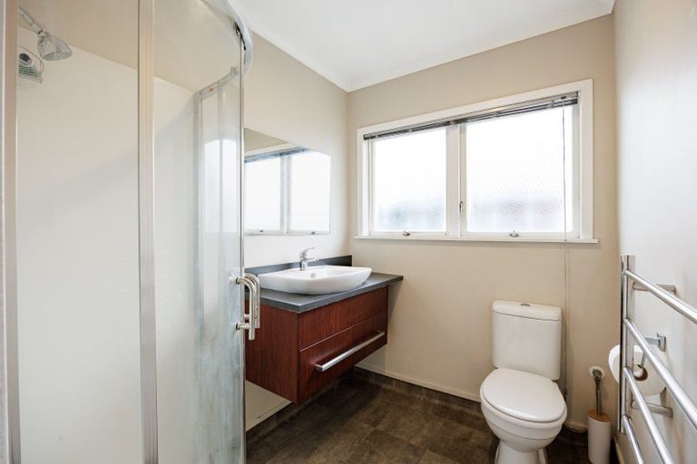 Photo of property in 56 Taradale Road, Marewa, Napier, 4110