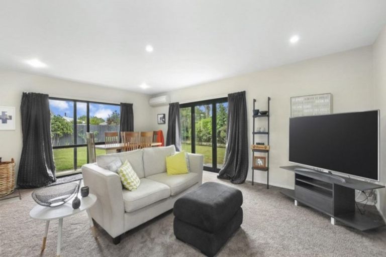 Photo of property in 27 Morris Road, Amberley, 7410