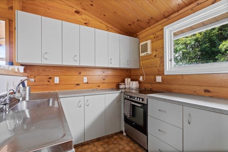 Photo of property in 1 Oakland Avenue, Woodhill, Whangarei, 0110