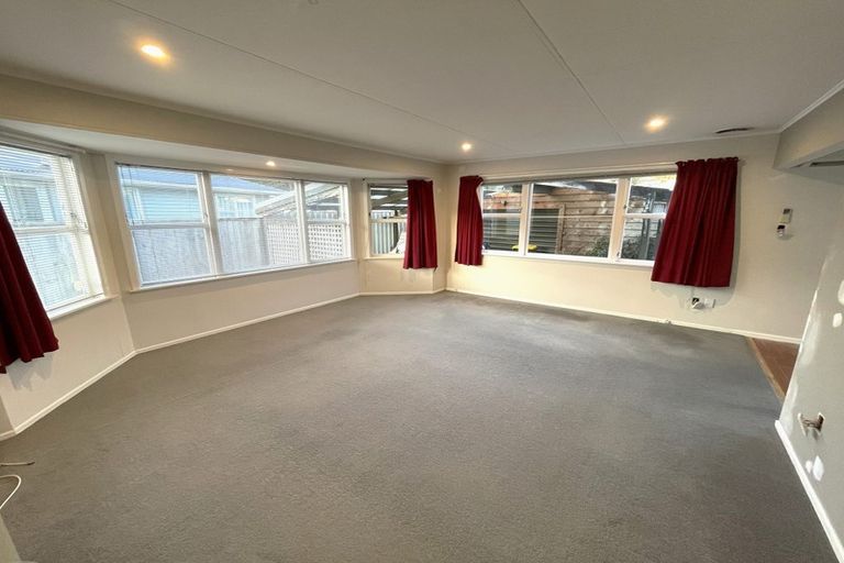 Photo of property in 52 Meremere Street, Wainuiomata, Lower Hutt, 5014