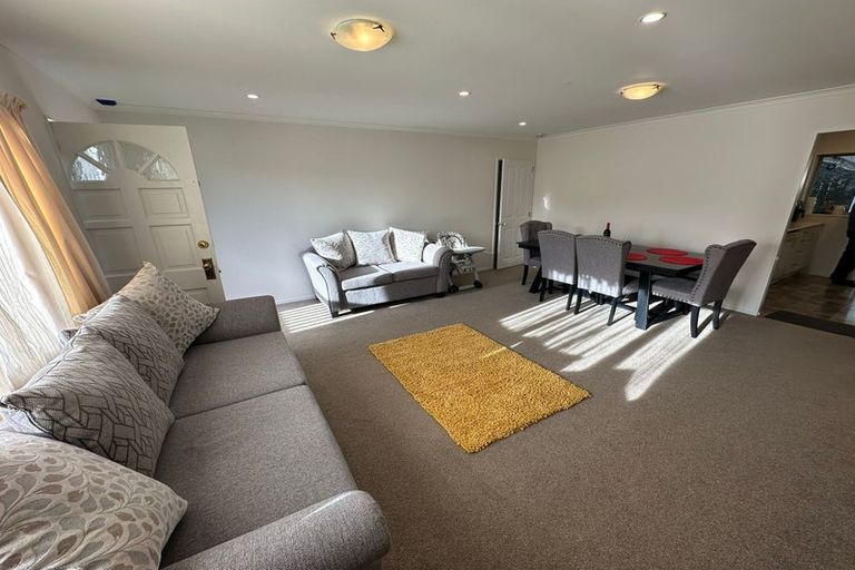 Photo of property in 3 Dunbarton Drive, Ranui, Auckland, 0612