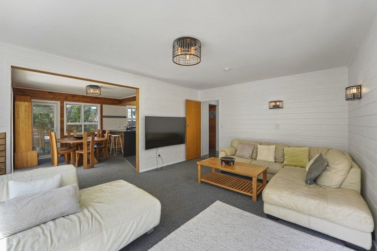 Photo of property in 73 Atkinson Avenue, Otaki Beach, Otaki, 5512