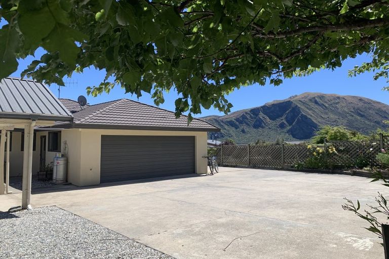 Photo of property in 26 Penrith Park Drive, Wanaka, 9305