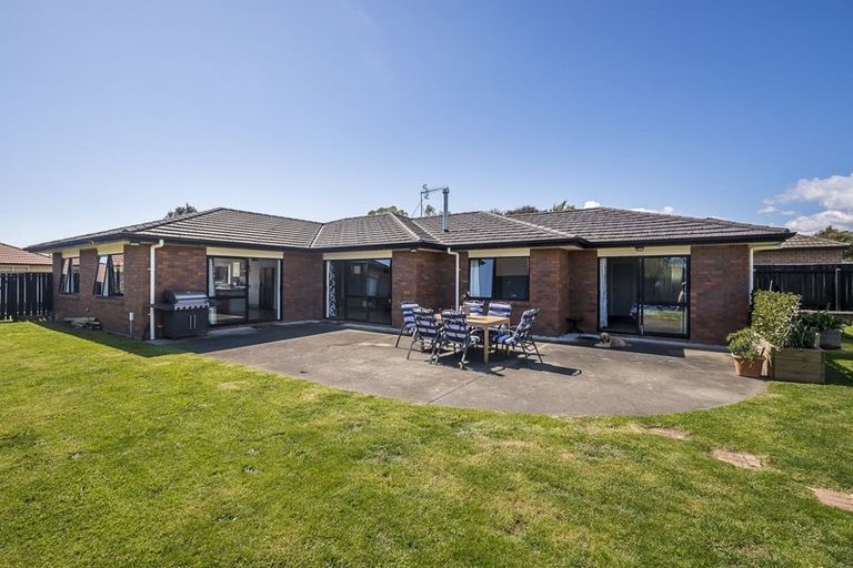 Photo of property in 7 Fytfield Place, Paraparaumu, 5032