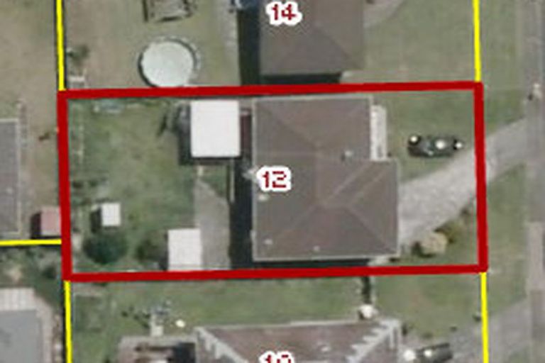 Photo of property in 12 Bodi Place, Te Atatu South, Auckland, 0610