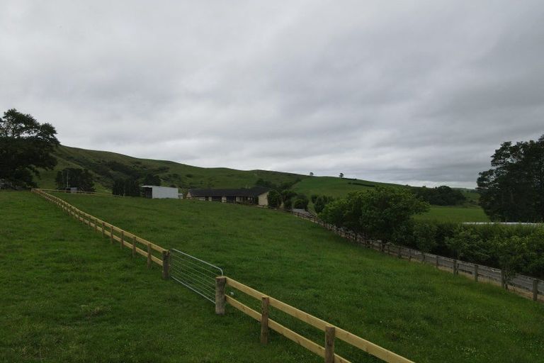 Photo of property in 196 Happy Valley Road, Owhiro Bay, Wellington, 6023