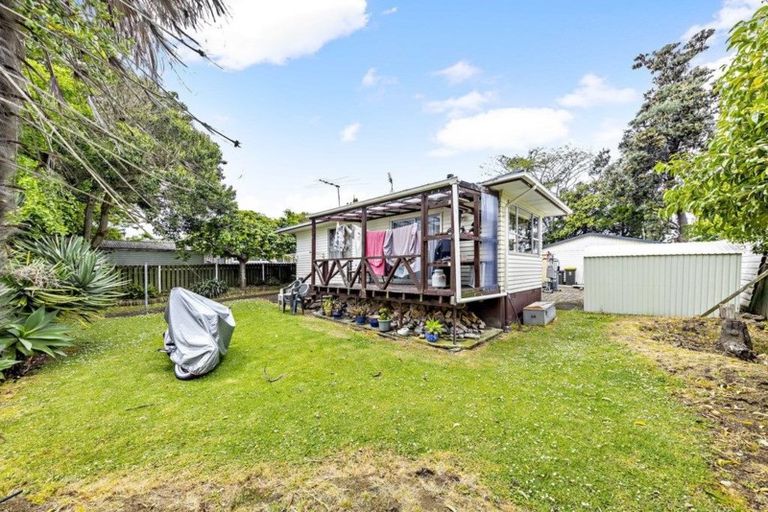 Photo of property in 6 Ronald Place, Manurewa, Auckland, 2102