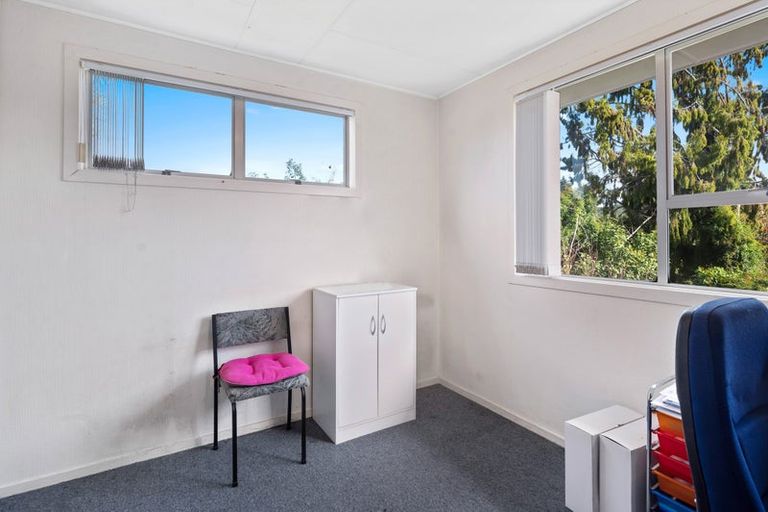 Photo of property in 30 Bay Grove, Pukehangi, Rotorua, 3015