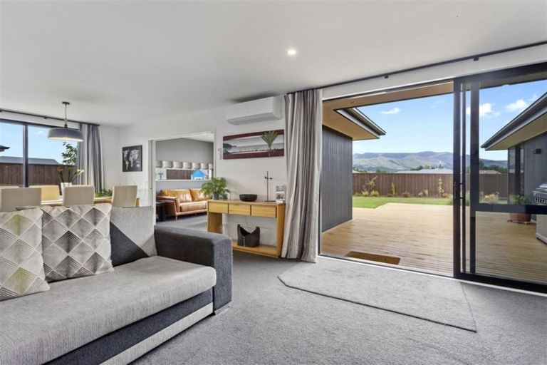 Photo of property in 12 Ruru Place, Oxford, 7430