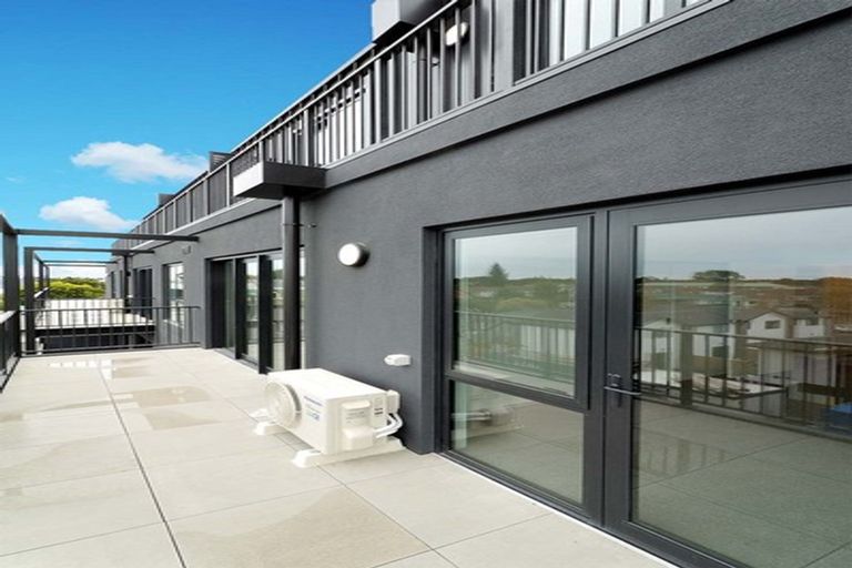 Photo of property in Latimer Central, 402/272 Barbadoes Street, Christchurch Central, Christchurch, 8011