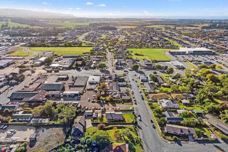 Photo of property in 11 Douglas Road, Amberley, 7410