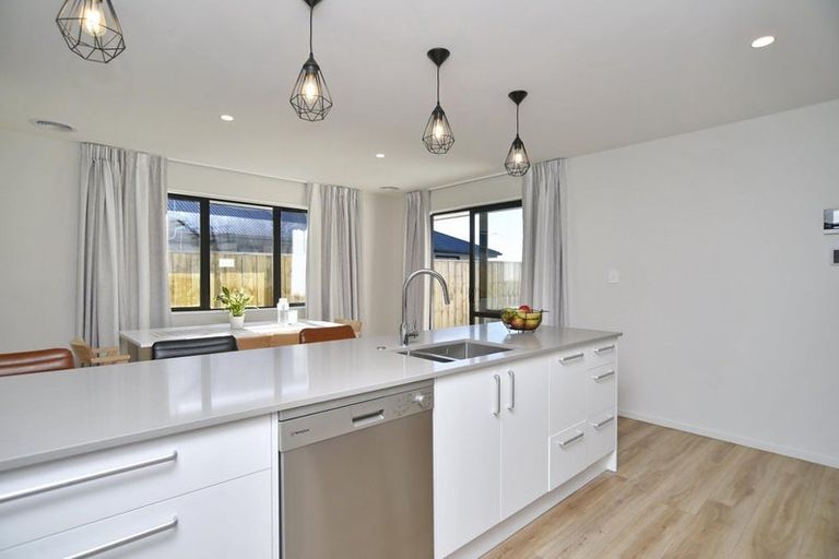 Photo of property in 3 Woodford Avenue, Woodend, 7610