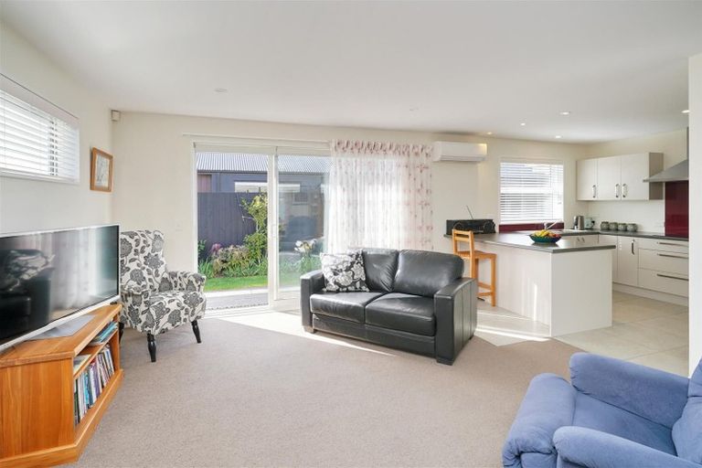 Photo of property in 37 Bradwell Crescent, Halswell, Christchurch, 8025