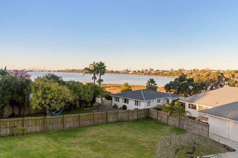 Photo of property in 52 Churchill Road, Judea, Tauranga, 3110