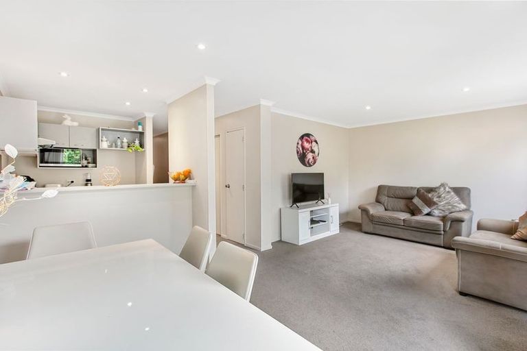 Photo of property in 186 Dawson Road, Flat Bush, Auckland, 2023