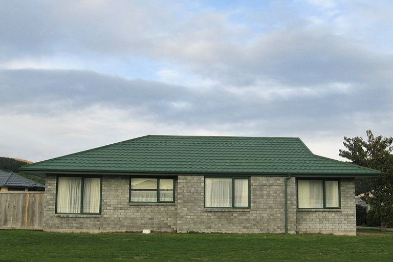 Photo of property in 84 Makarini Street, Paraparaumu, 5032