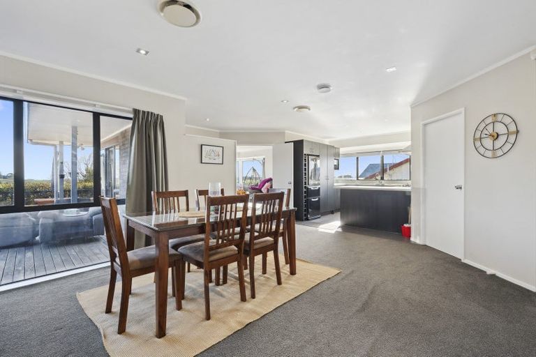 Photo of property in 54 Kauri Road, Pukekohe, 2120