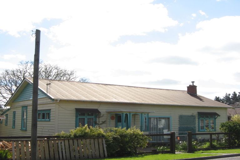 Photo of property in 4 Bull Street, Bulls, 4818