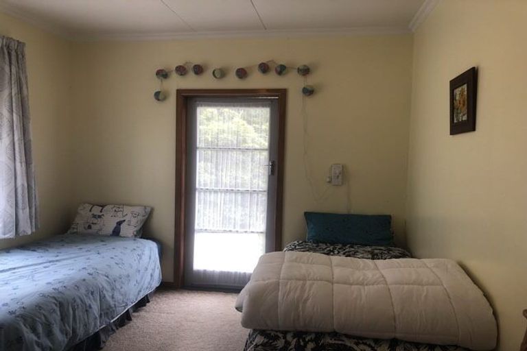 Photo of property in 1621 Kanakanaia Road, Whatatutu, Te Karaka, 4091