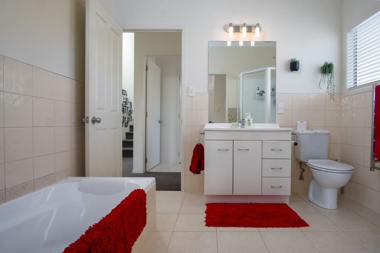 Photo of property in 5 Coralsea Way, Arkles Bay, Whangaparaoa, 0932