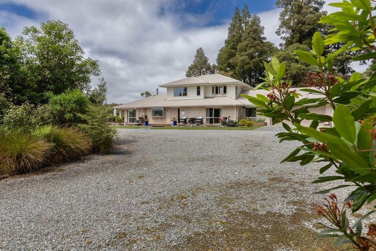 Photo of property in 233 Taramakau Highway, Kumara Junction, Kumara, 7875