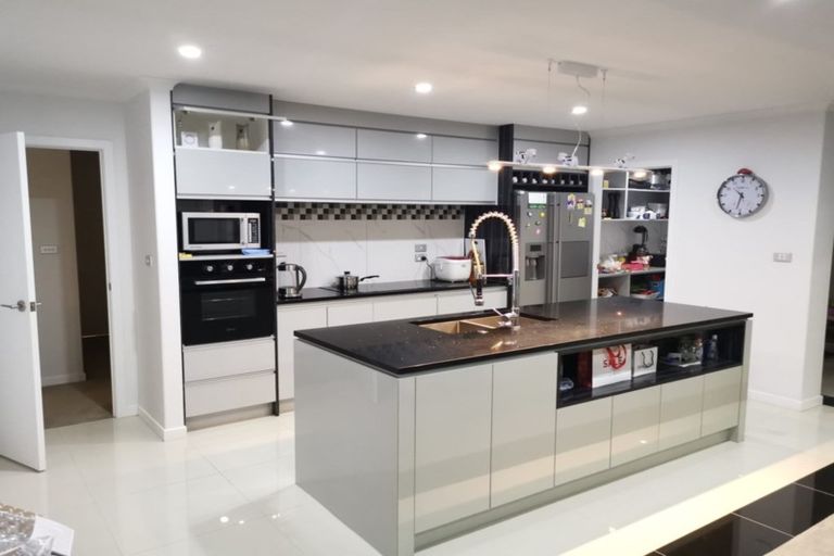 Photo of property in 24 Chalgrove Road, Huntington, Hamilton, 3210