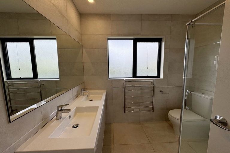 Photo of property in 11 Kaimanawa Road, Karaka, Papakura, 2113