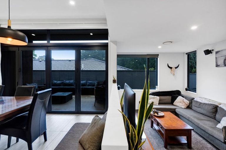 Photo of property in 57 Brooklands Road, Brooklands, New Plymouth, 4310