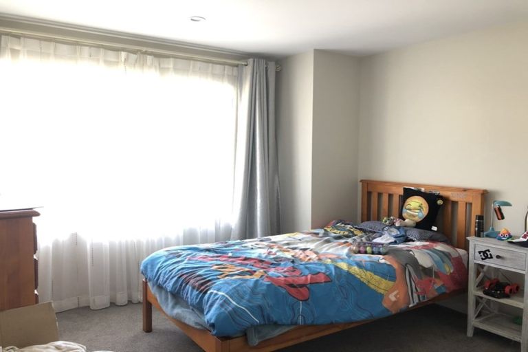 Photo of property in 24 Mackay Drive, Greenhithe, Auckland, 0632