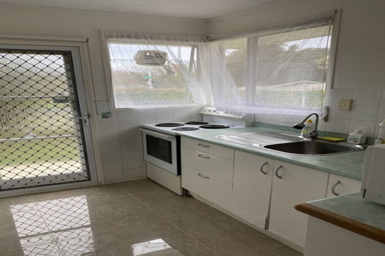 Photo of property in 1/22 La Perouse Street, Botany Downs, Auckland, 2010