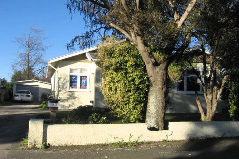 Photo of property in 37 Thomson Street, West End, Palmerston North, 4412