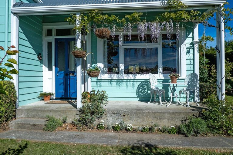 Photo of property in 68 Peel Street, Geraldine, 7930