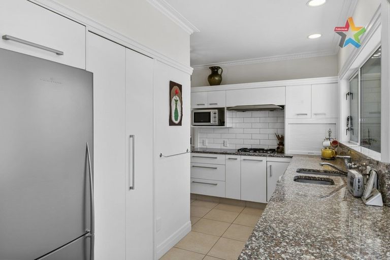 Photo of property in 79 Queens Grove, Hutt Central, Lower Hutt, 5010