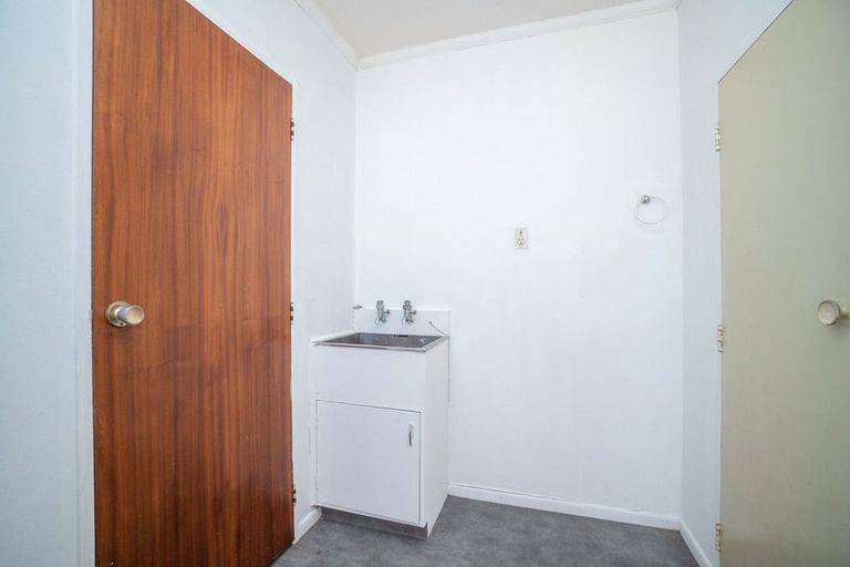 Photo of property in 4/10 Kowhai Avenue, Takaro, Palmerston North, 4410