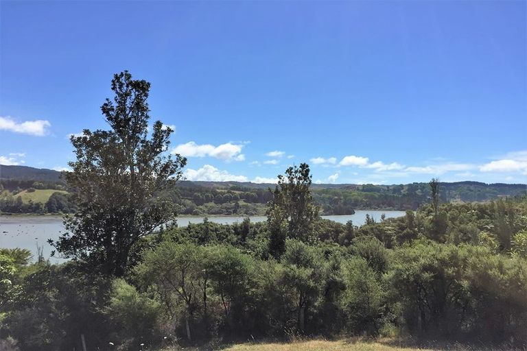 Photo of property in 195 Paparoa Road, Wainui, Opotiki, 3198