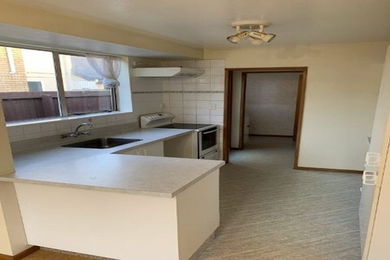 Photo of property in 4 Wittys Road, Avonhead, Christchurch, 8042