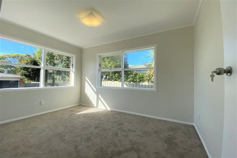 Photo of property in 22 Botany Road, Howick, Auckland, 2010