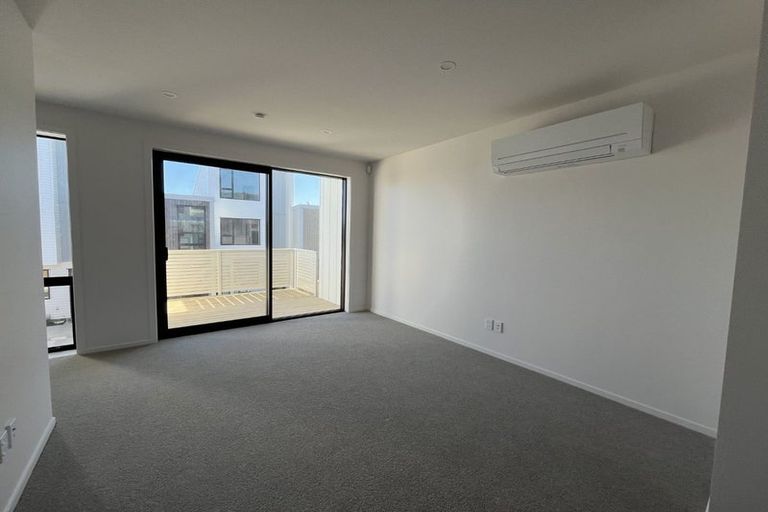 Photo of property in 49 Kamahi Place, Paraparaumu, 5032