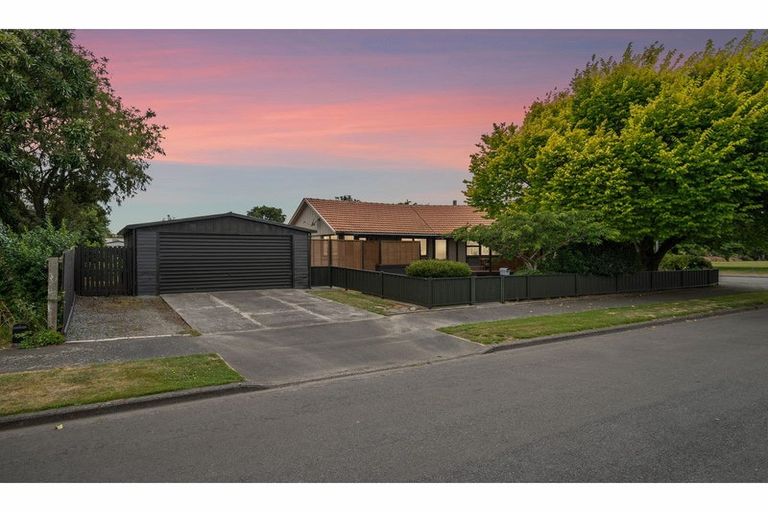 Photo of property in 15 Bean Street, Hillmorton, Christchurch, 8025