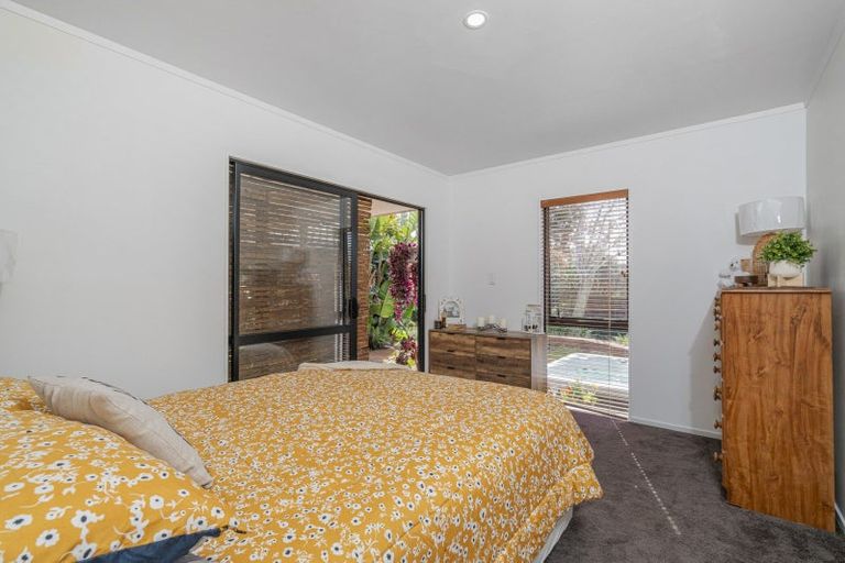 Photo of property in 10 Impala Place, Whitianga, 3510