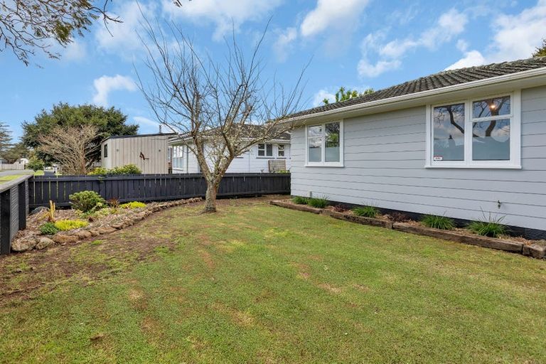 Photo of property in 17 Meadow Park Crescent, Tikipunga, Whangarei, 0112