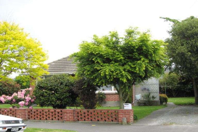 Photo of property in 6 Springbank Street, Bryndwr, Christchurch, 8053