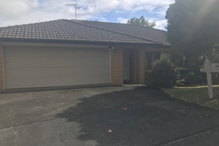 Photo of property in 9 Adair Place, Weymouth, Auckland, 2103