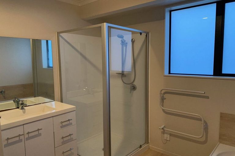 Photo of property in 77 Rathmar Drive, Manurewa, Auckland, 2105