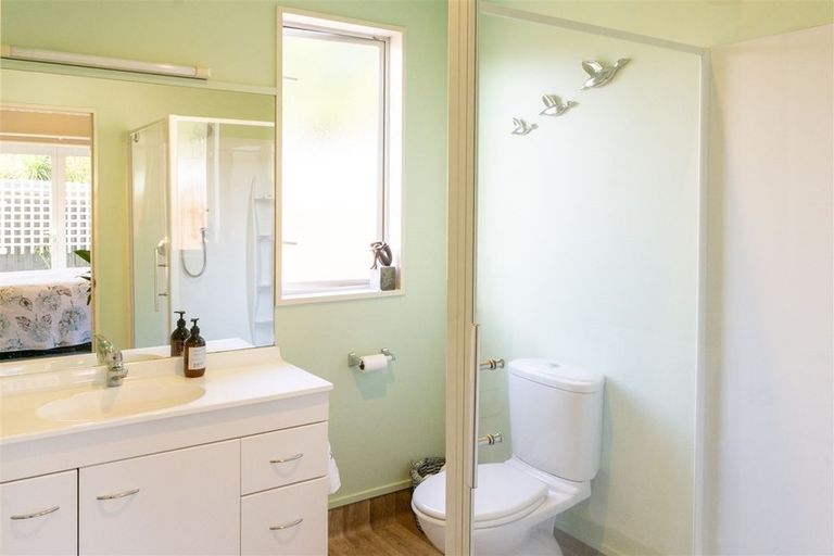 Photo of property in 17 Kiwi Avenue, Waikuku Beach, 7473