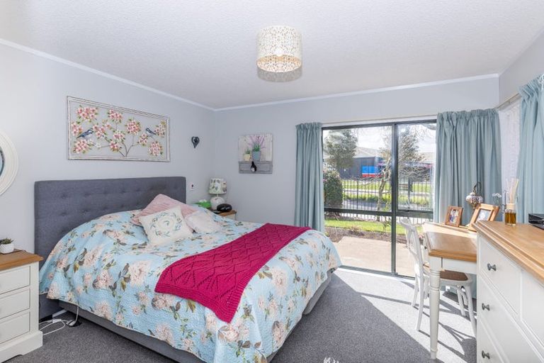 Photo of property in 115 Oakridge Grove, Flagstaff, Hamilton, 3210