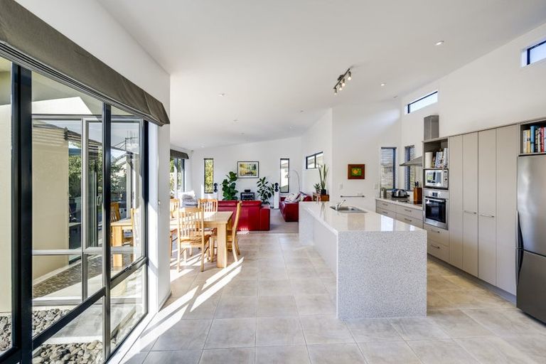 Photo of property in 11 Pania Place, Poraiti, Napier, 4112