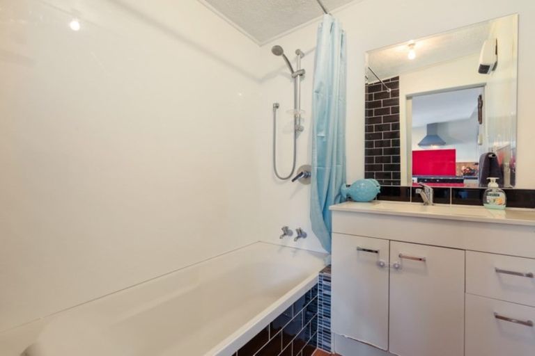 Photo of property in 1/16 Somerfield Street, Somerfield, Christchurch, 8024