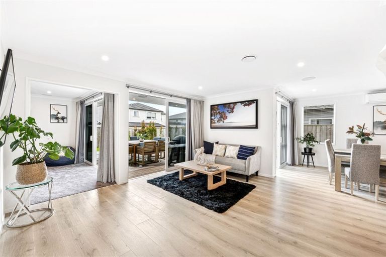 Photo of property in 32 Koropa Road, Flat Bush, Auckland, 2019