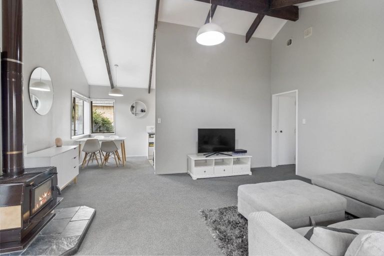 Photo of property in 65a Vardon Road, St Andrews, Hamilton, 3200